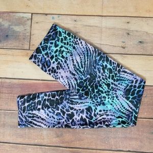 No Boundaries Animal Print Leggings Large.